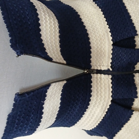 NWT SANS SOUCI blue and white striped fit& flare mini dress size large - Picture 9 of 16